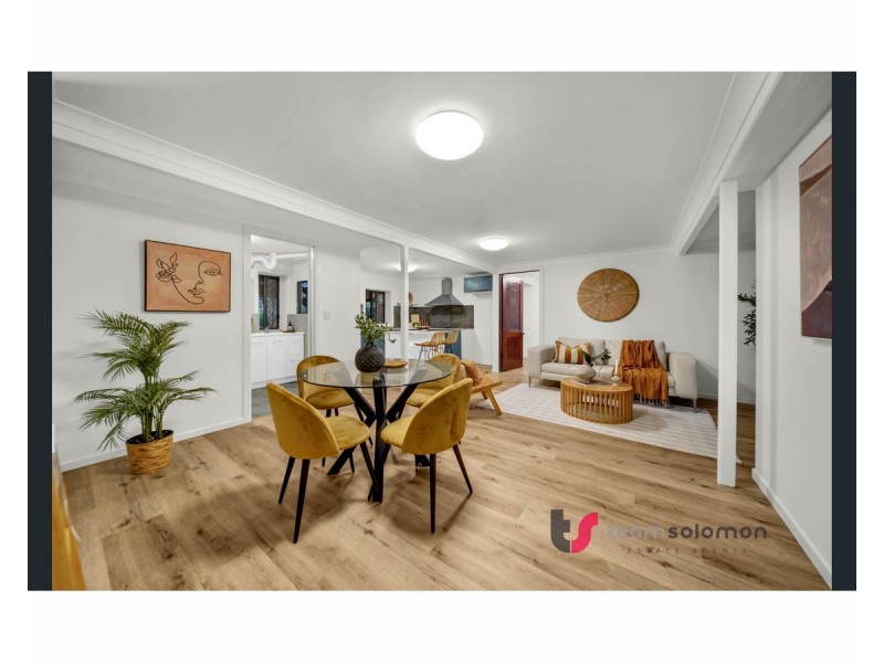 8b Bovingdon Street, Birkdale QLD 4159