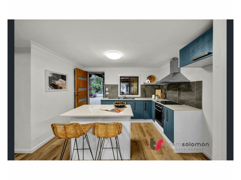 8b Bovingdon Street, Birkdale QLD 4159