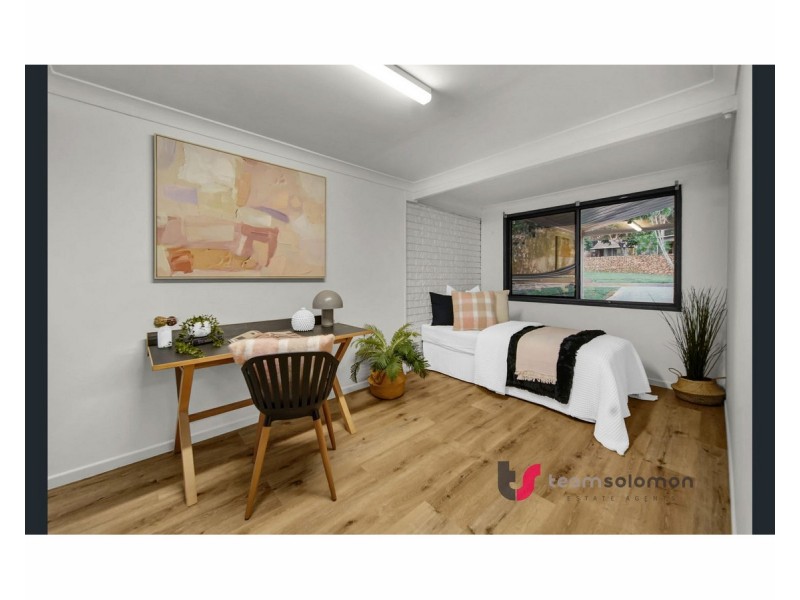 8b Bovingdon Street, Birkdale QLD 4159