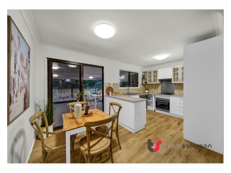 8 Bovingdon Street, Birkdale QLD 4159