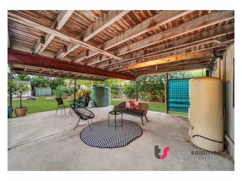 8 Bovingdon Street, Birkdale QLD 4159