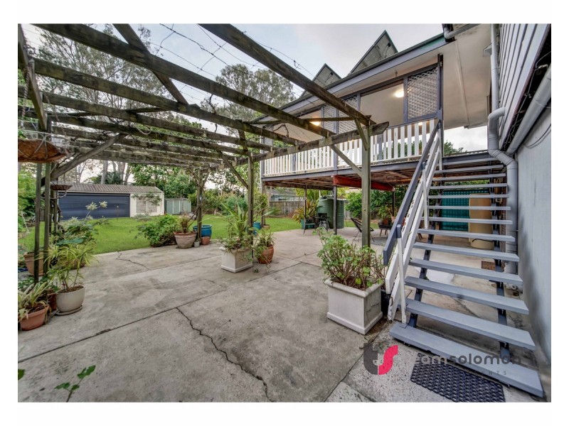8 Bovingdon Street, Birkdale QLD 4159