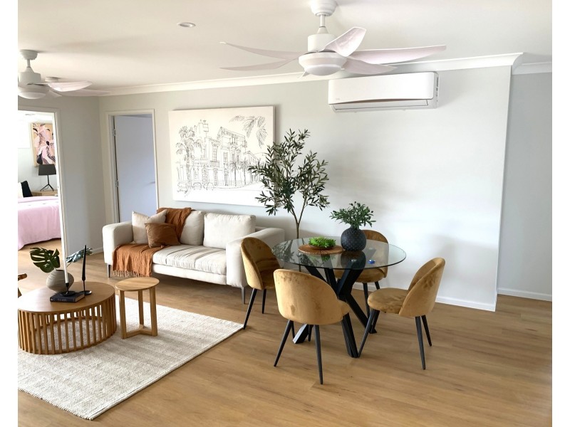 2 Anita Street, Redland Bay QLD 4165