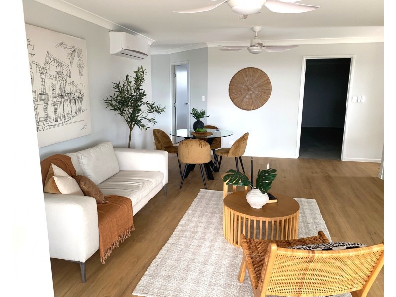 2 Anita Street, Redland Bay QLD 4165