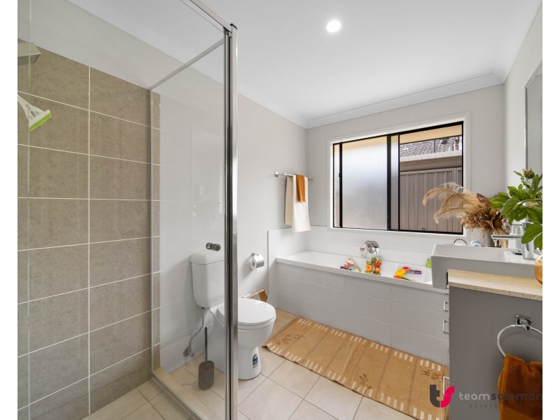 12a Acacia Street, Thornlands QLD 4164