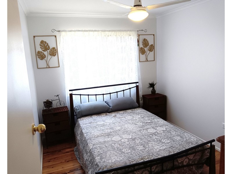 9 Perulpa Street, Coochiemudlo Island QLD 4184