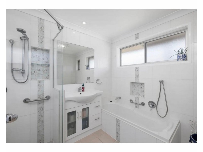 257a Bloomfield, Cleveland QLD 4163