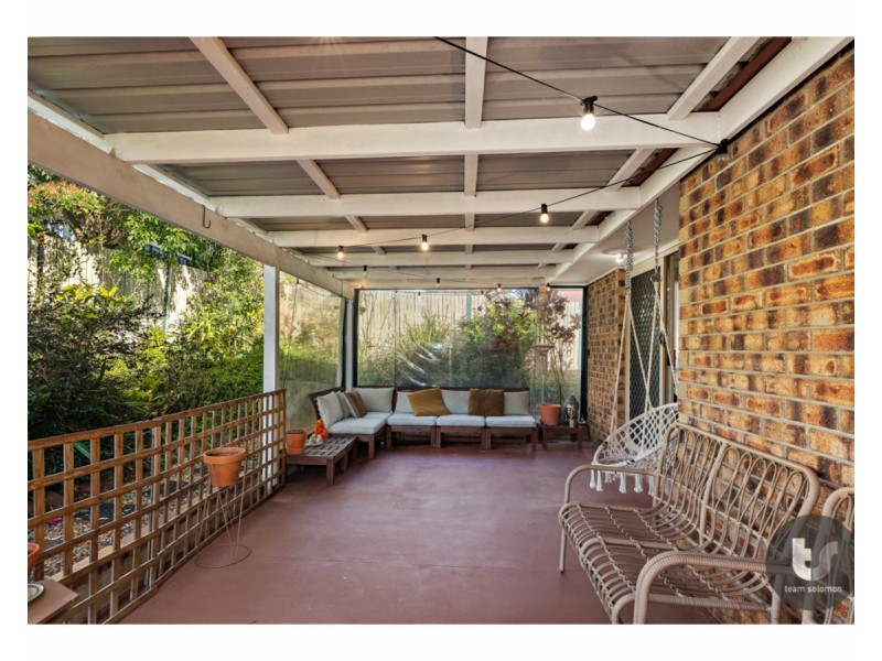 17 Falkirk Parade, Redland Bay QLD 4165