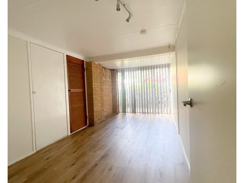 33b Wilkie Street, Redland Bay QLD 4165