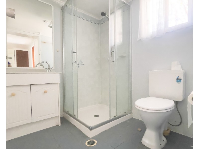 33b Wilkie Street, Redland Bay QLD 4165