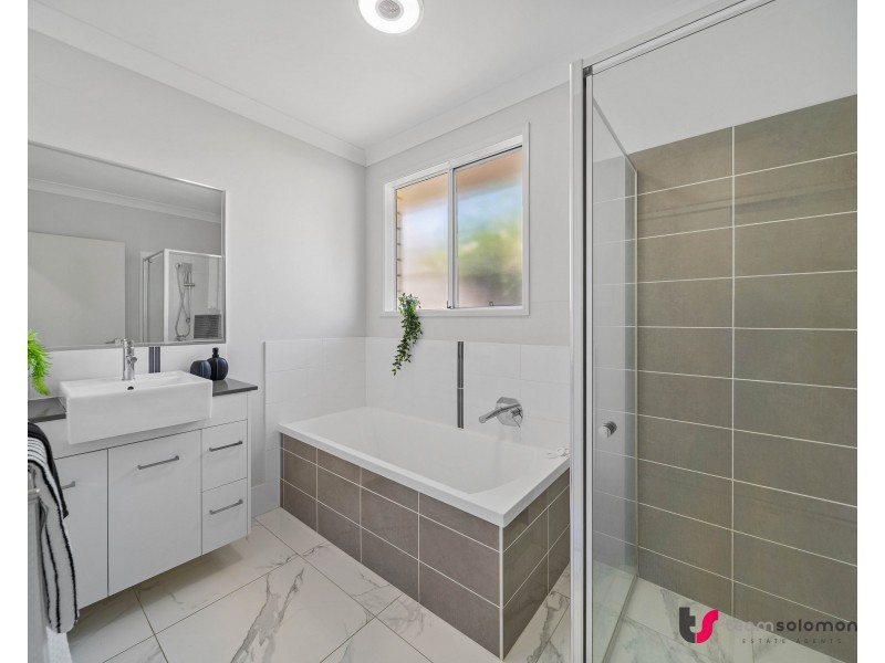 2/8 Katandra Court, Cleveland QLD 4163