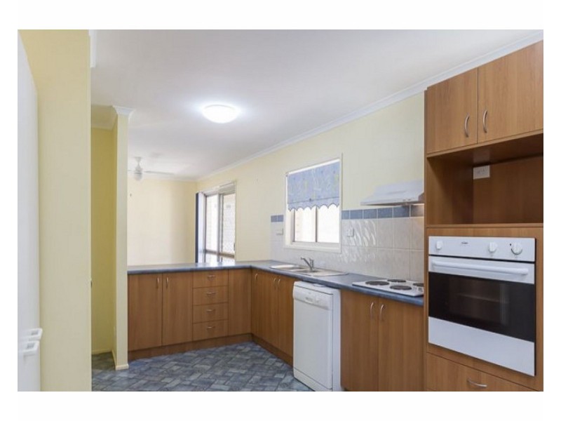 11 Eagle Street, Victoria Point QLD 4165