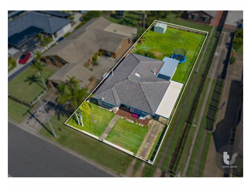 11 Eagle Street, Victoria Point QLD 4165