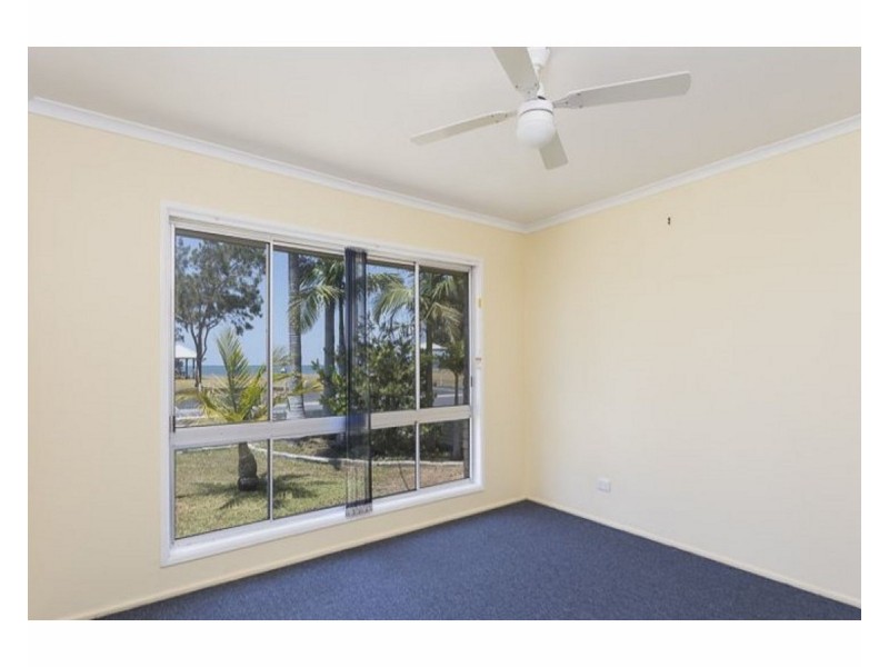 11 Eagle Street, Victoria Point QLD 4165