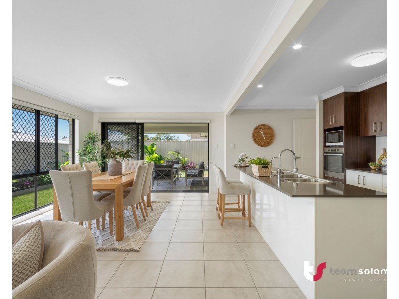 3 Kubler Crescent, Redland Bay QLD 4165