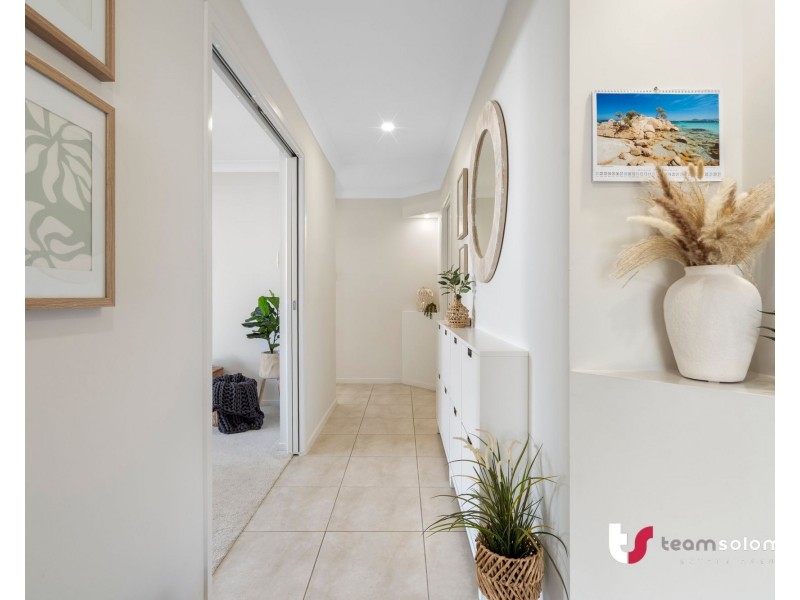 3 Kubler Crescent, Redland Bay QLD 4165