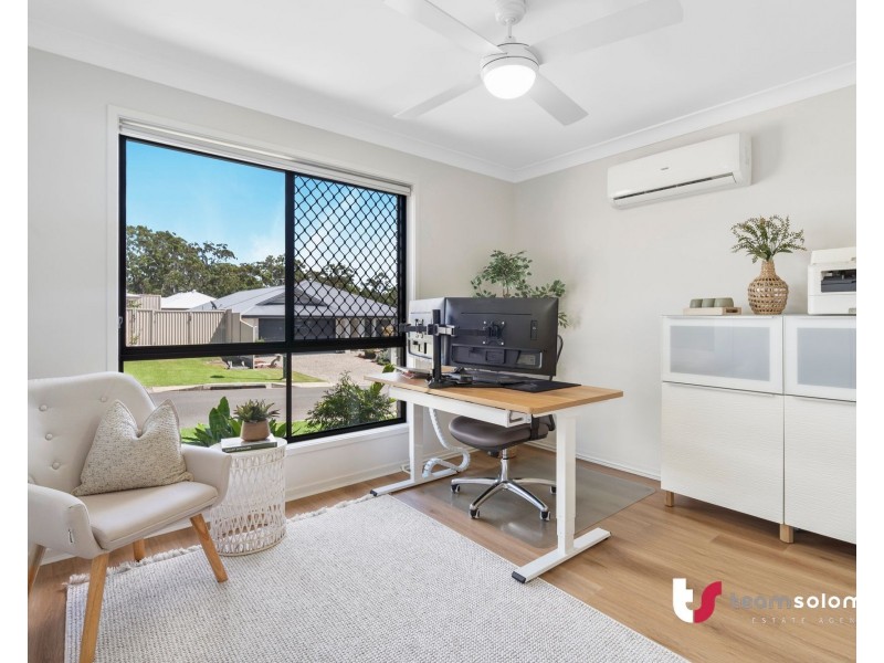 3 Kubler Crescent, Redland Bay QLD 4165