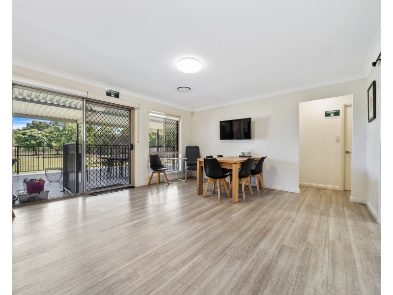 17-19 Pandanus Street, Birkdale QLD 4159