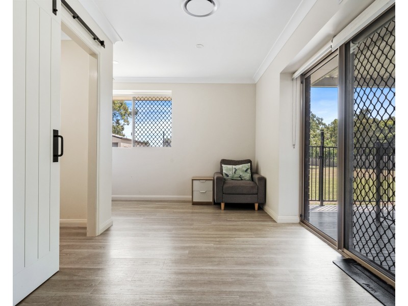 17-19 Pandanus Street, Birkdale QLD 4159