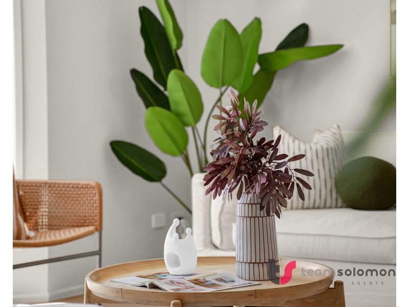 4 Ethion Drive, Regents Park QLD 4118