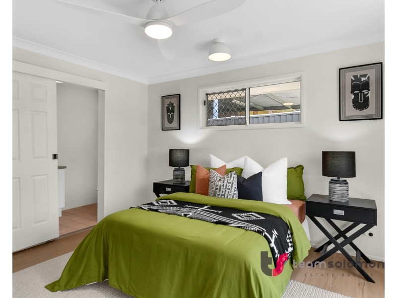 4 Ethion Drive, Regents Park QLD 4118