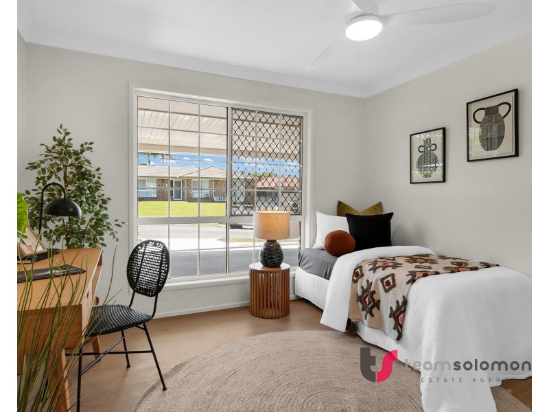 4 Ethion Drive, Regents Park QLD 4118