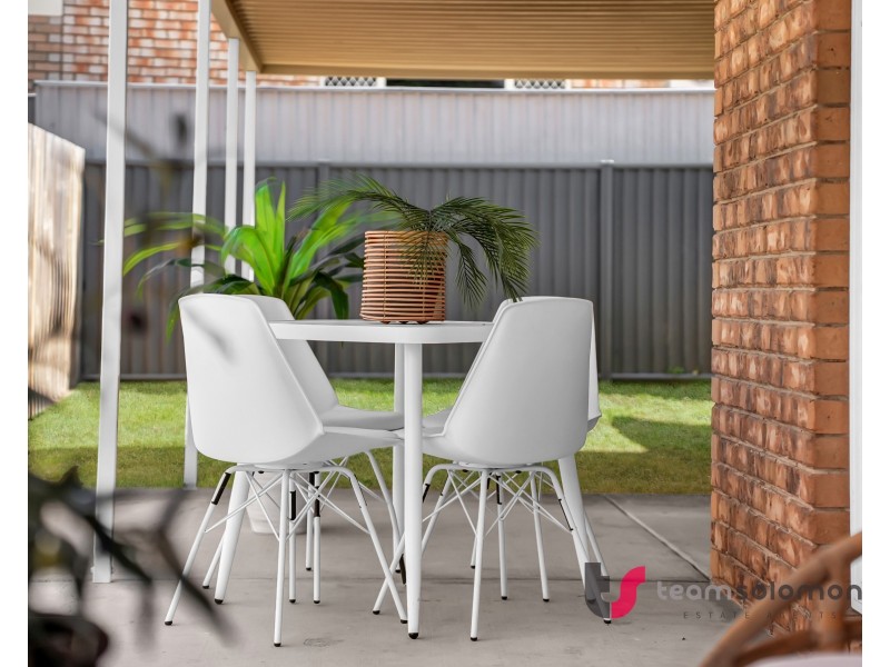 4 Ethion Drive, Regents Park QLD 4118