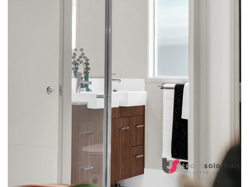 4a Ethion Drive, Regents Park QLD 4118