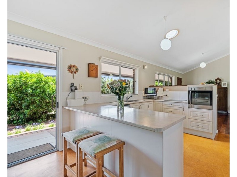 25 Yeo Street, Victoria Point QLD 4165