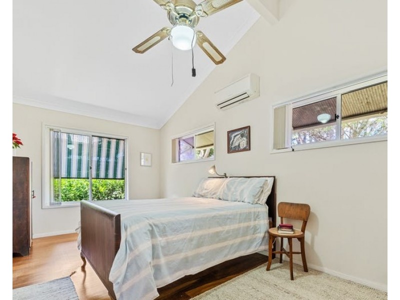 25 Yeo Street, Victoria Point QLD 4165