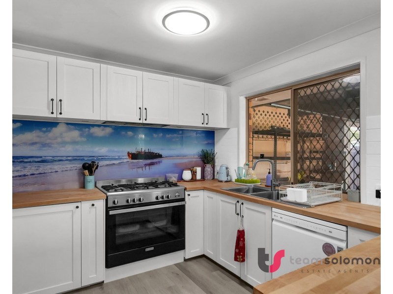 5 Raven Street, Victoria Point QLD 4165