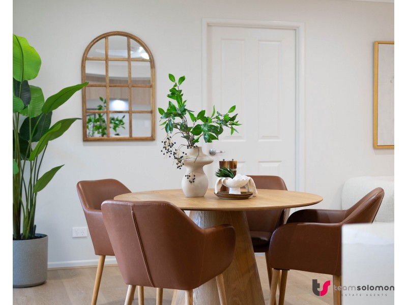 5 Anita Street, Redland Bay QLD 4165