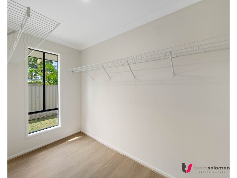 5 Anita Street, Redland Bay QLD 4165