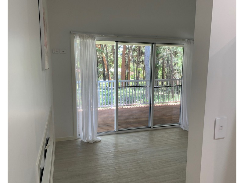 1 Cypress Street, Coochiemudlo Island QLD 4184