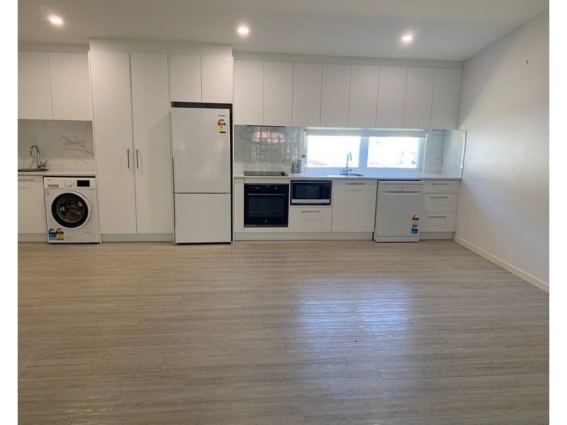 1 Cypress Street, Coochiemudlo Island QLD 4184