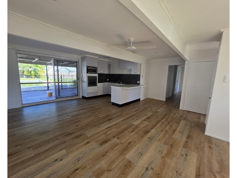 95b Main Street, Redland Bay QLD 4165
