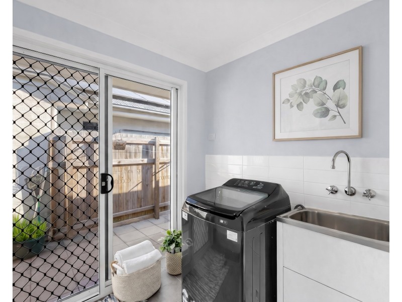 69 Kingsdale Avenue, Thornlands QLD 4164