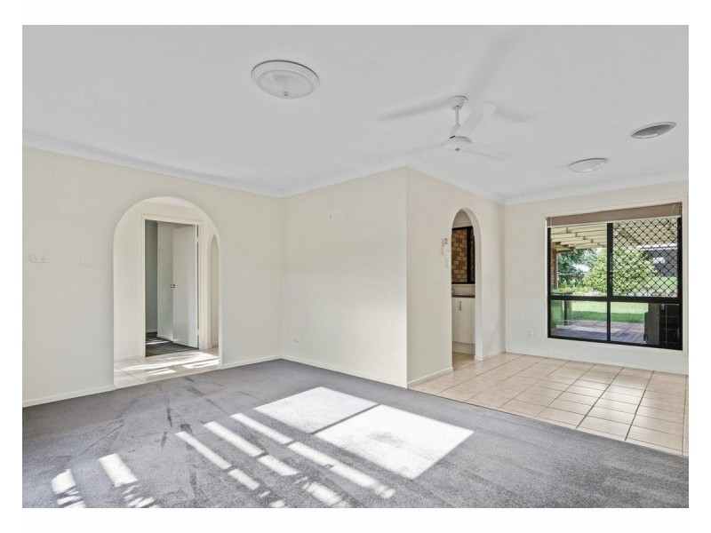 238 Main Street, Redland Bay QLD 4165