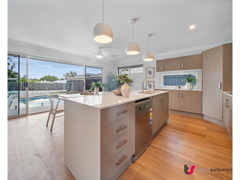 22 Arbour Way, Regents Park QLD 4118