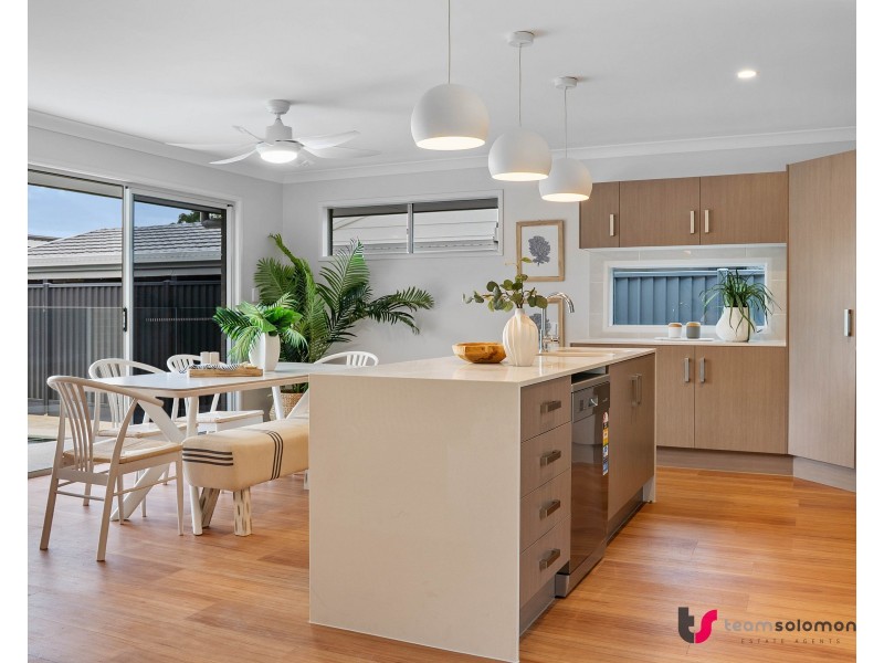 22 Arbour Way, Regents Park QLD 4118