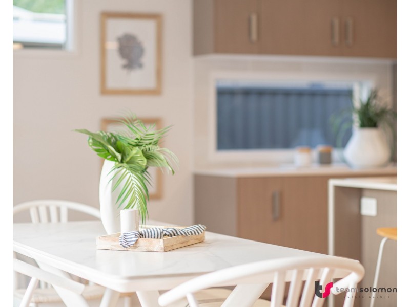 22 Arbour Way, Regents Park QLD 4118