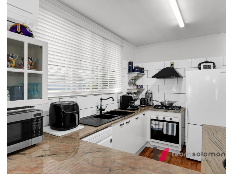 13 Kingfisher Street, Coochiemudlo Island QLD 4184