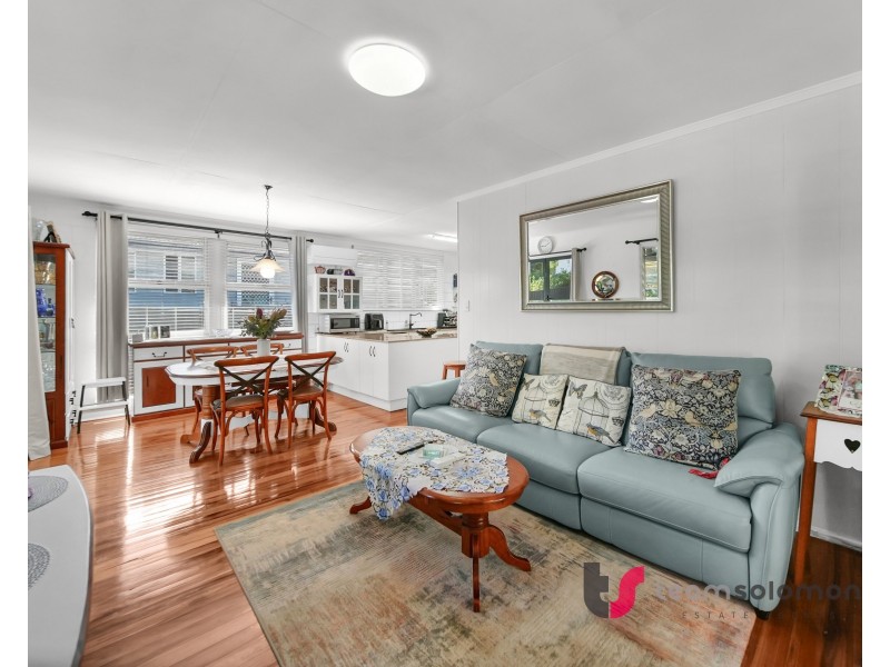 13 Kingfisher Street, Coochiemudlo Island QLD 4184