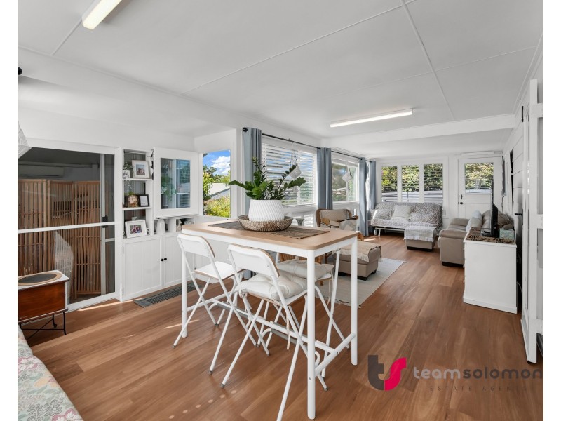 13 Kingfisher Street, Coochiemudlo Island QLD 4184