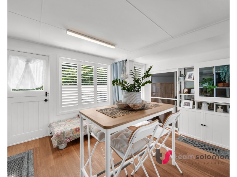 13 Kingfisher Street, Coochiemudlo Island QLD 4184