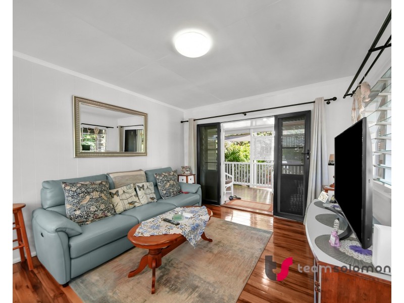 13 Kingfisher Street, Coochiemudlo Island QLD 4184