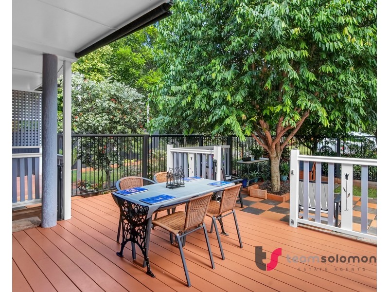 13 Kingfisher Street, Coochiemudlo Island QLD 4184