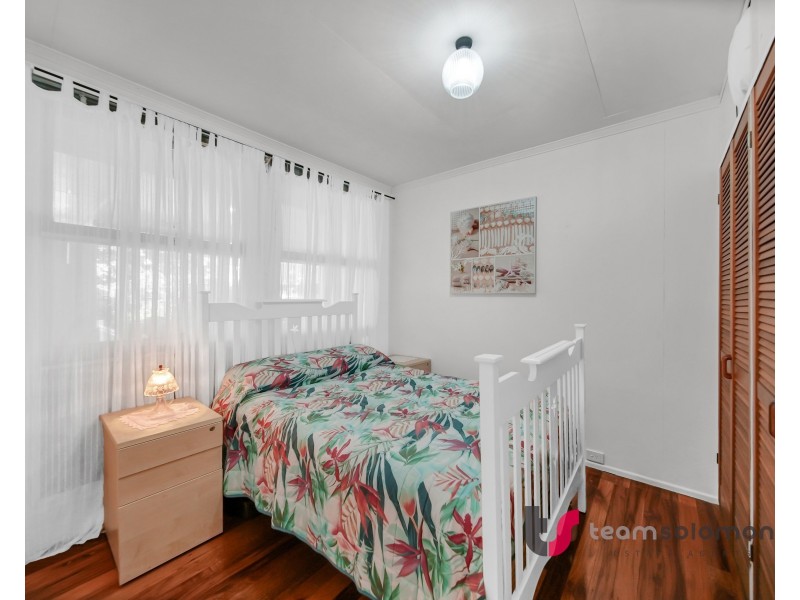 13 Kingfisher Street, Coochiemudlo Island QLD 4184