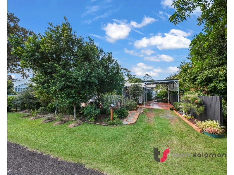 13 Kingfisher Street, Coochiemudlo Island QLD 4184