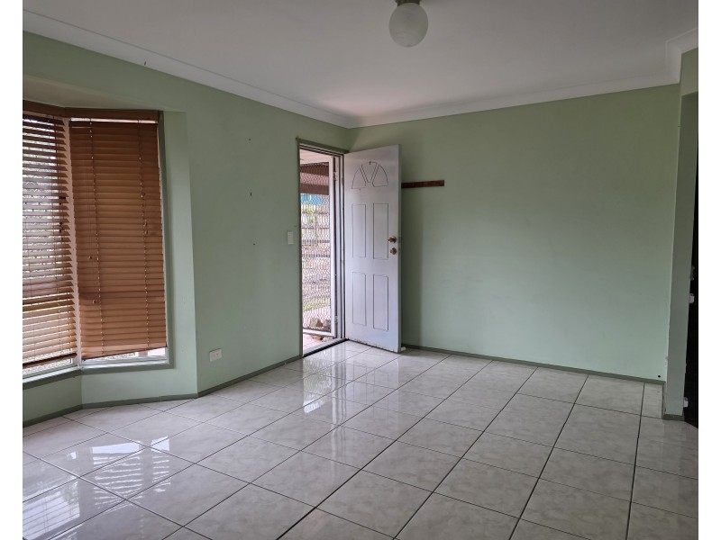 9 Parkside Drive, Crestmead QLD 4132